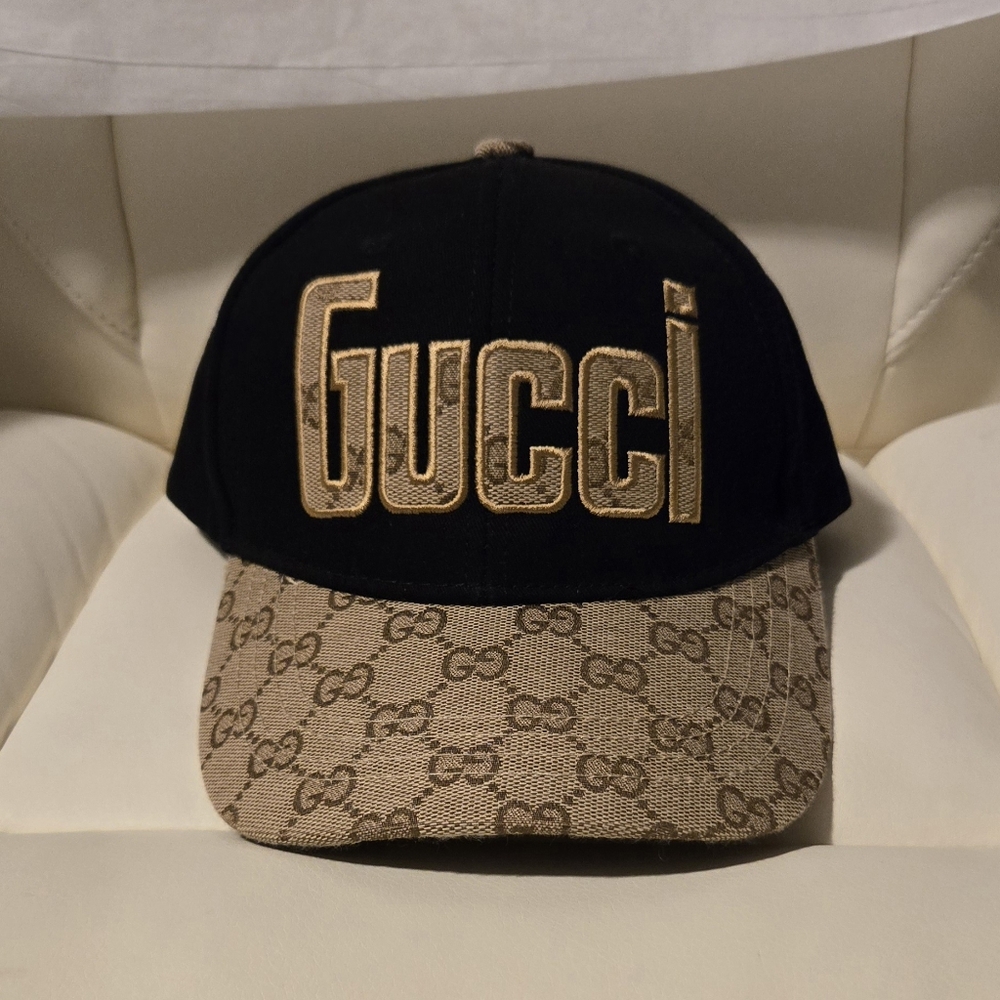 Adjustable Gucci Hat!!